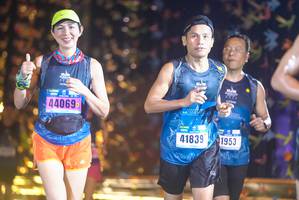 BIB: 44069, 41839, 1953
                            <button type="button" onclick="openModal(18283997)" class="btn btn-primary btn-sm float-right btn-popup" data-toggle="modal" data-target=".modal-high-quality">
                        <i class="fas fa-shopping-cart"></i> Add to Cart
                    </button>
                                            <button type="button" onclick="isThisMe(18283997, true)" class="btn btn-success btn-sm float-right btn-popup btn-isme hidden" data-toggle="tooltip" data-placement="bottom" title="นี่คือรูปของคุณใช่ไหม คลิกที่นี่เพื่อเอาเข้าอัลบั้ม">
                        <i class="fas fa-plus"></i> Add to album
                    </button>
                    <button type="button" onclick="isThisMe(18283997, false)" class="btn btn-warning btn-sm float-right btn-popup btn-isnotme hidden">
                        <i class="fas fa-ban"></i> Remove from album
                    </button>